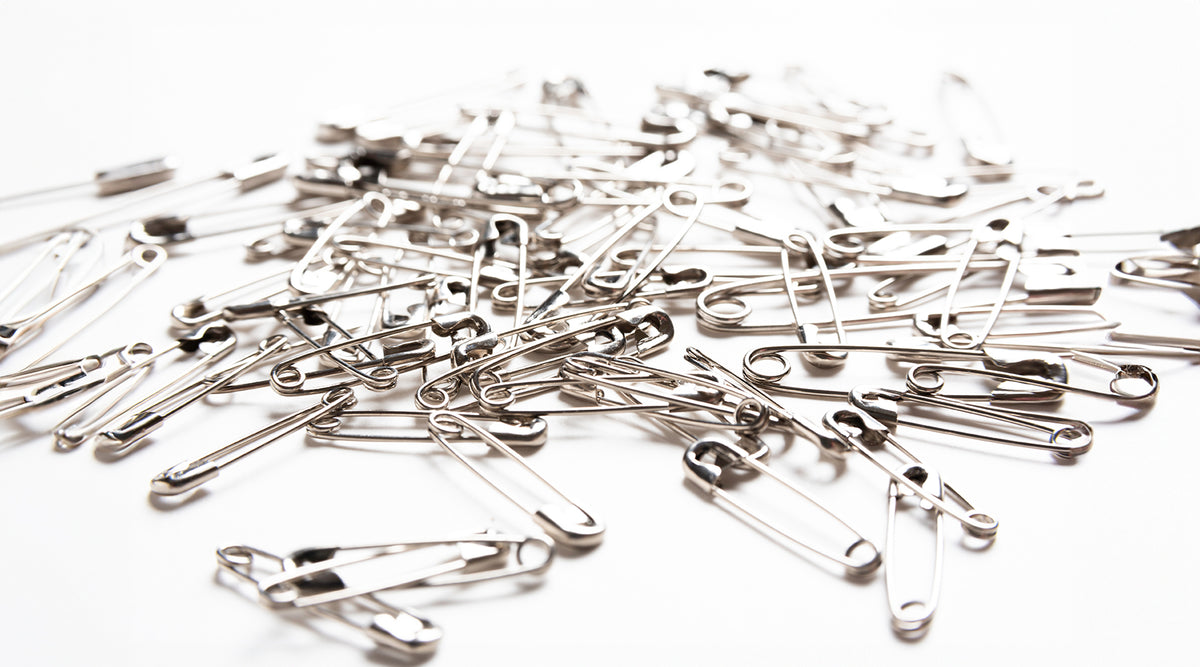 11 Crazy Survival Uses for Safety Pins – Survival Frog