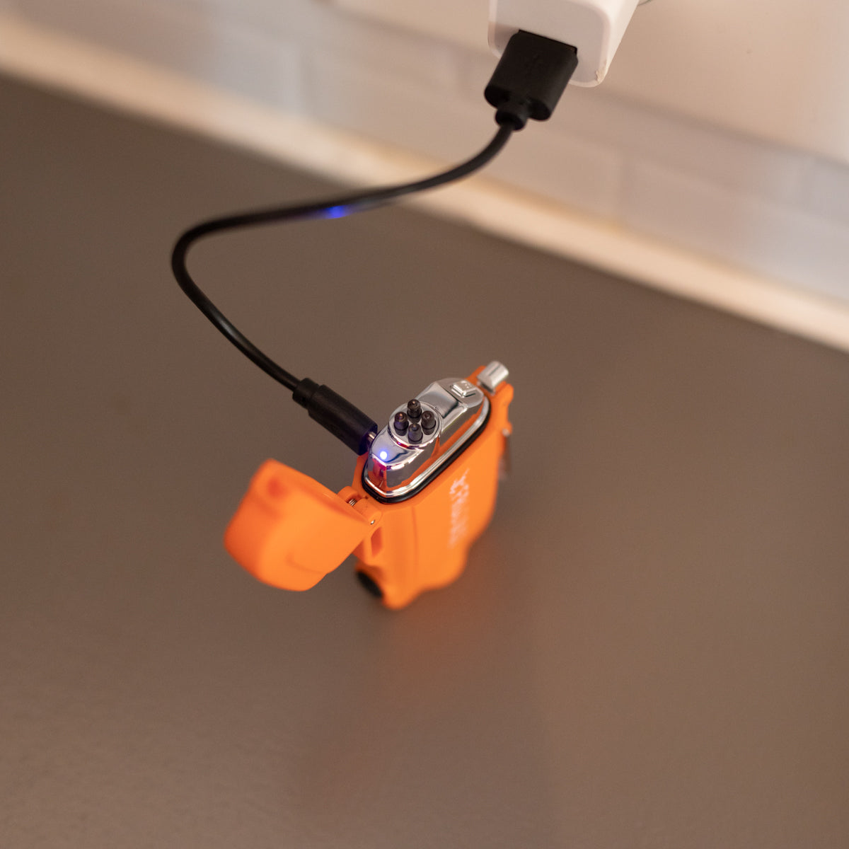 rangle Abe bruger Tough Tesla Lighter 2.0 – Survival Frog